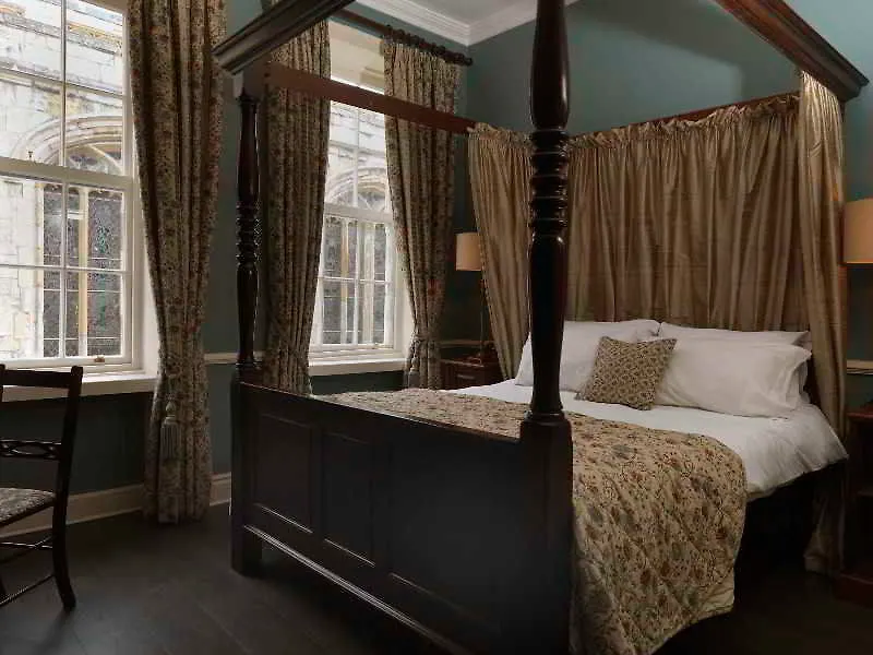 ****  Guy Fawkes Inn York Regno Unito