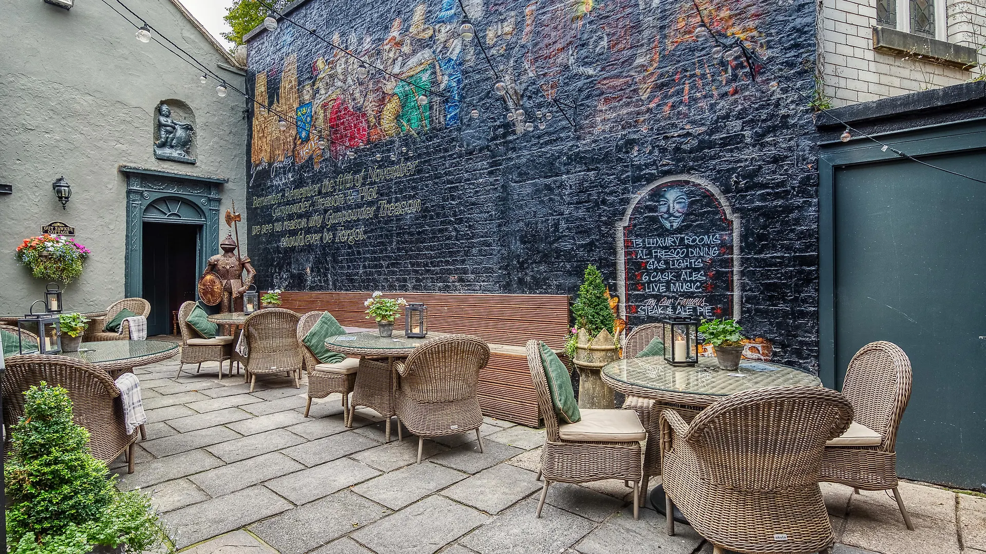 ****  Guy Fawkes Inn York Royaume-Uni