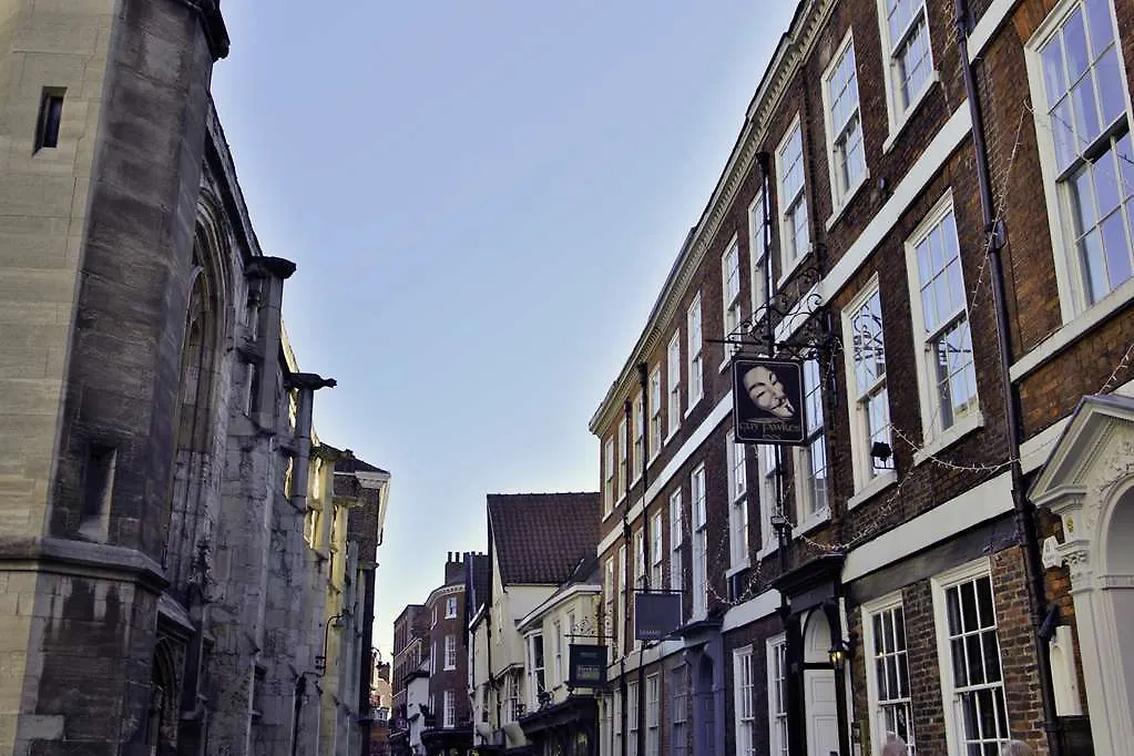 Guy Fawkes Inn York 4*,